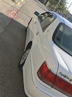 تۆیۆتا کراون